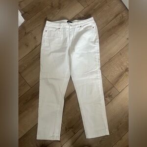 Women's White cropped Jeans